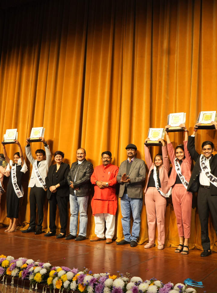 Start learning from today by joining bloomians family